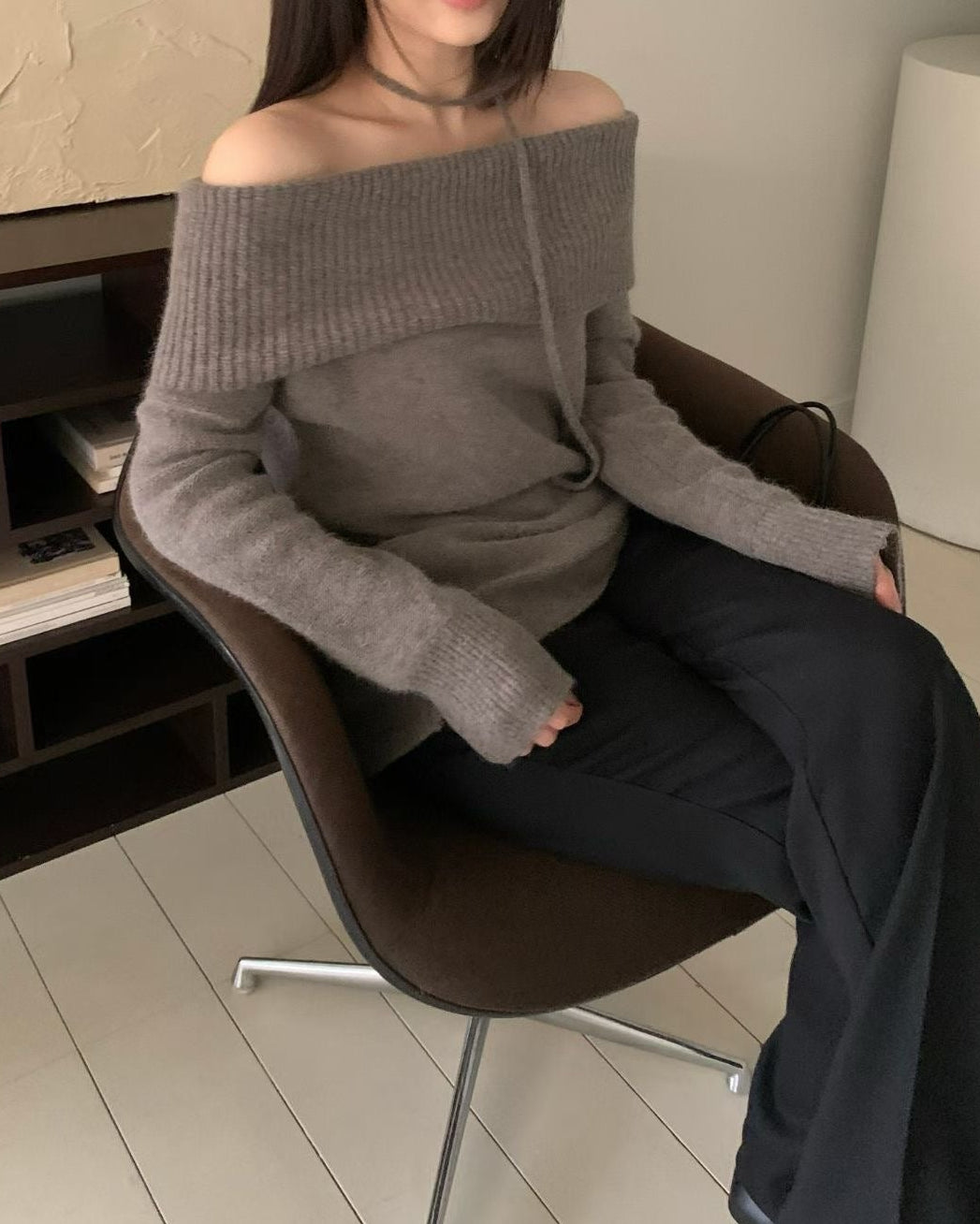 (Premium) Off-Shoulder Sweater