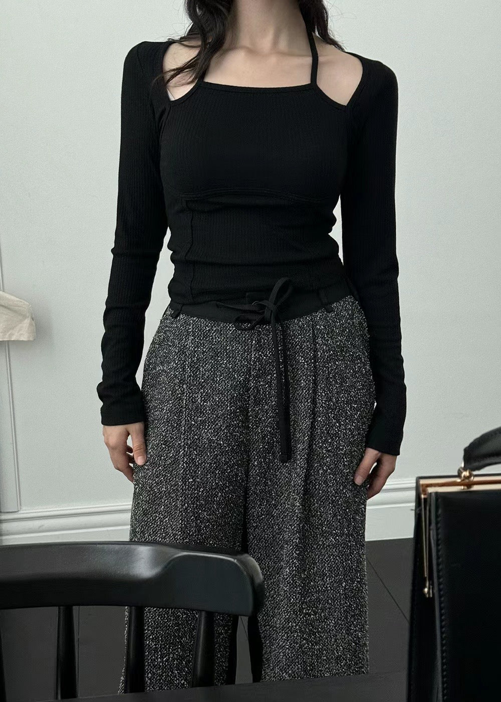 (Premium) Tied-Neck Slim Tee