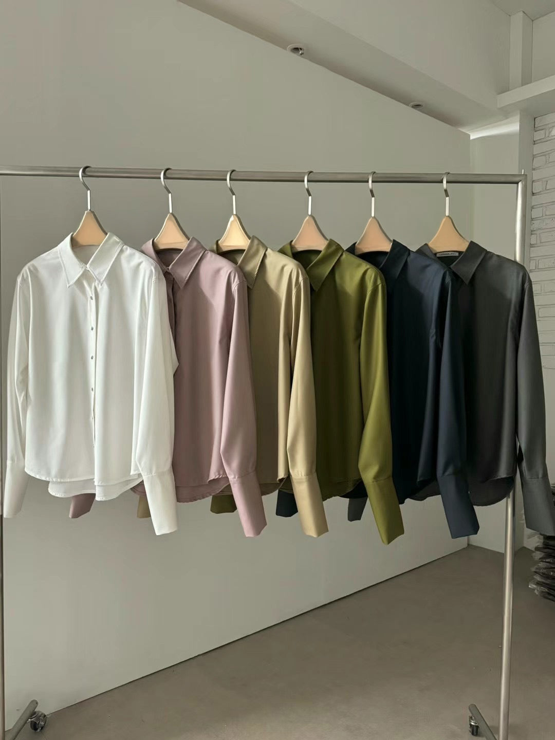 (Premium) Wing Cuff Shirt