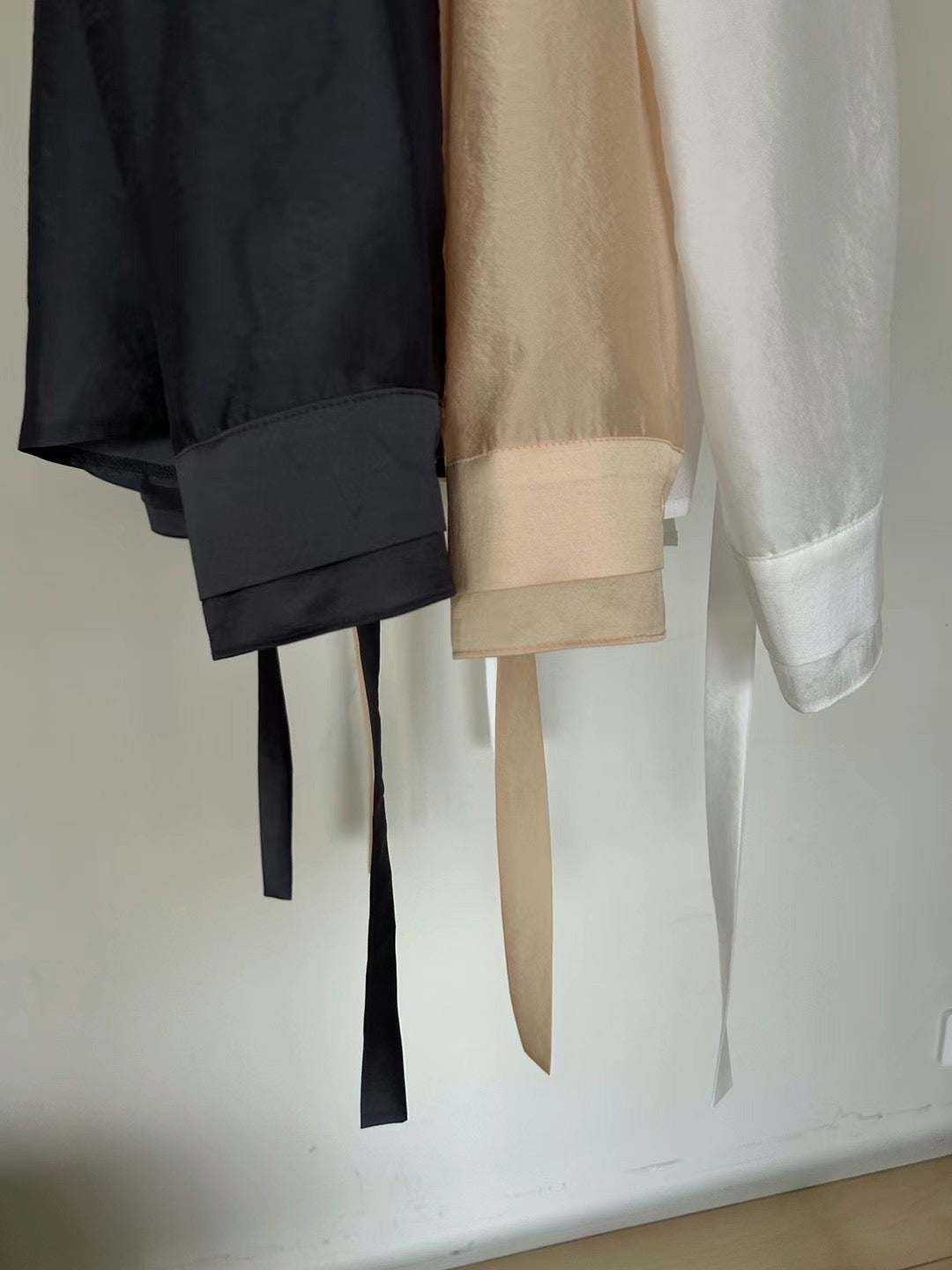 (Premium) Sheen Shirt w/ Belt