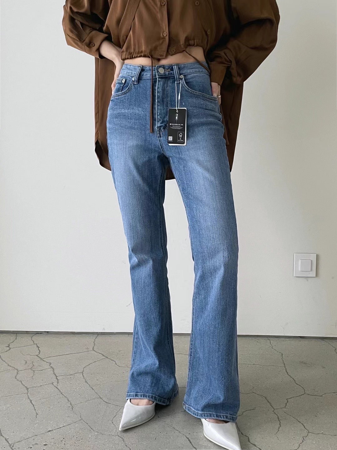 (Premium) Bell-Cut Slim Jeans
