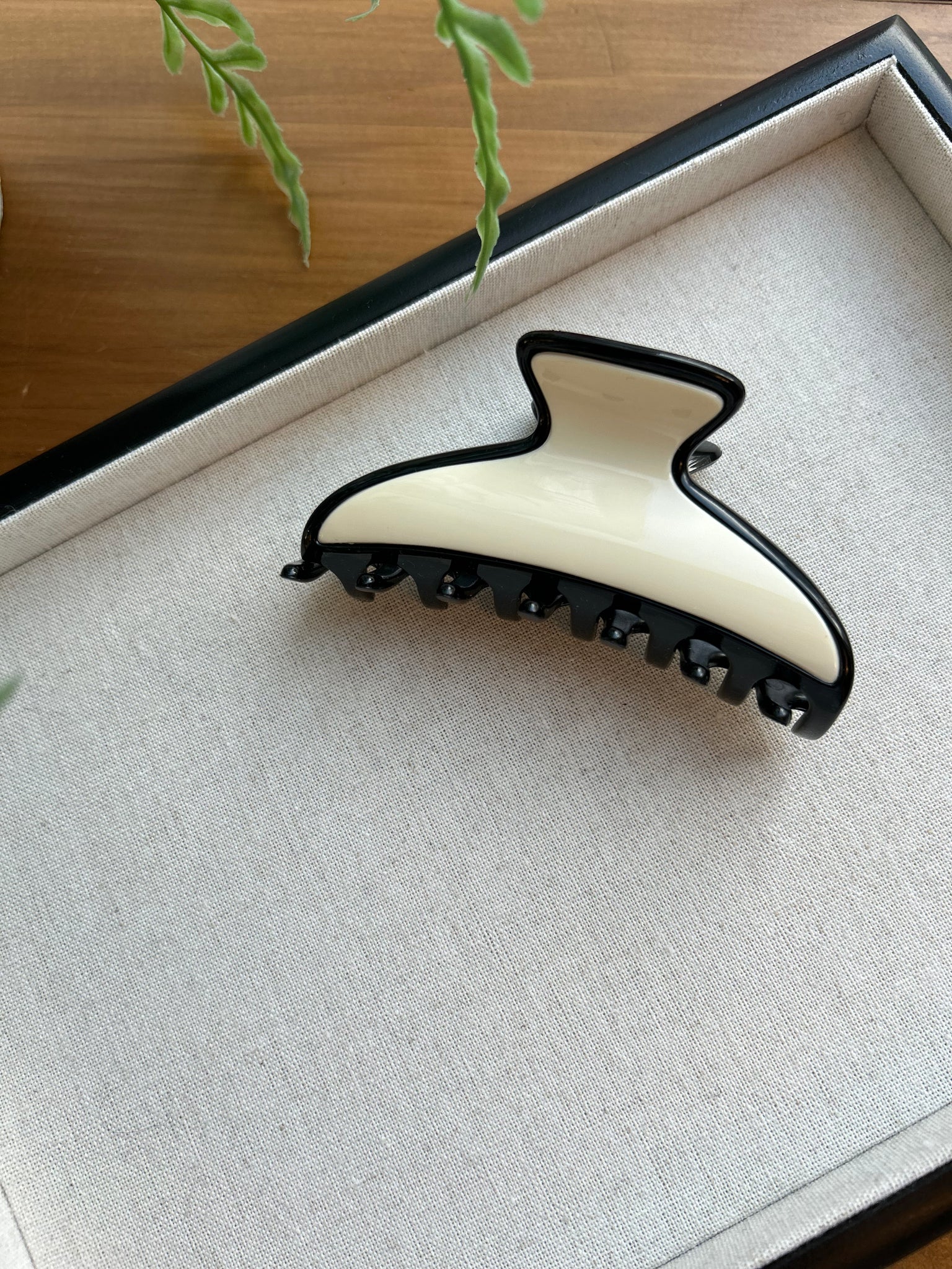 (Premium) Hair Clip #1