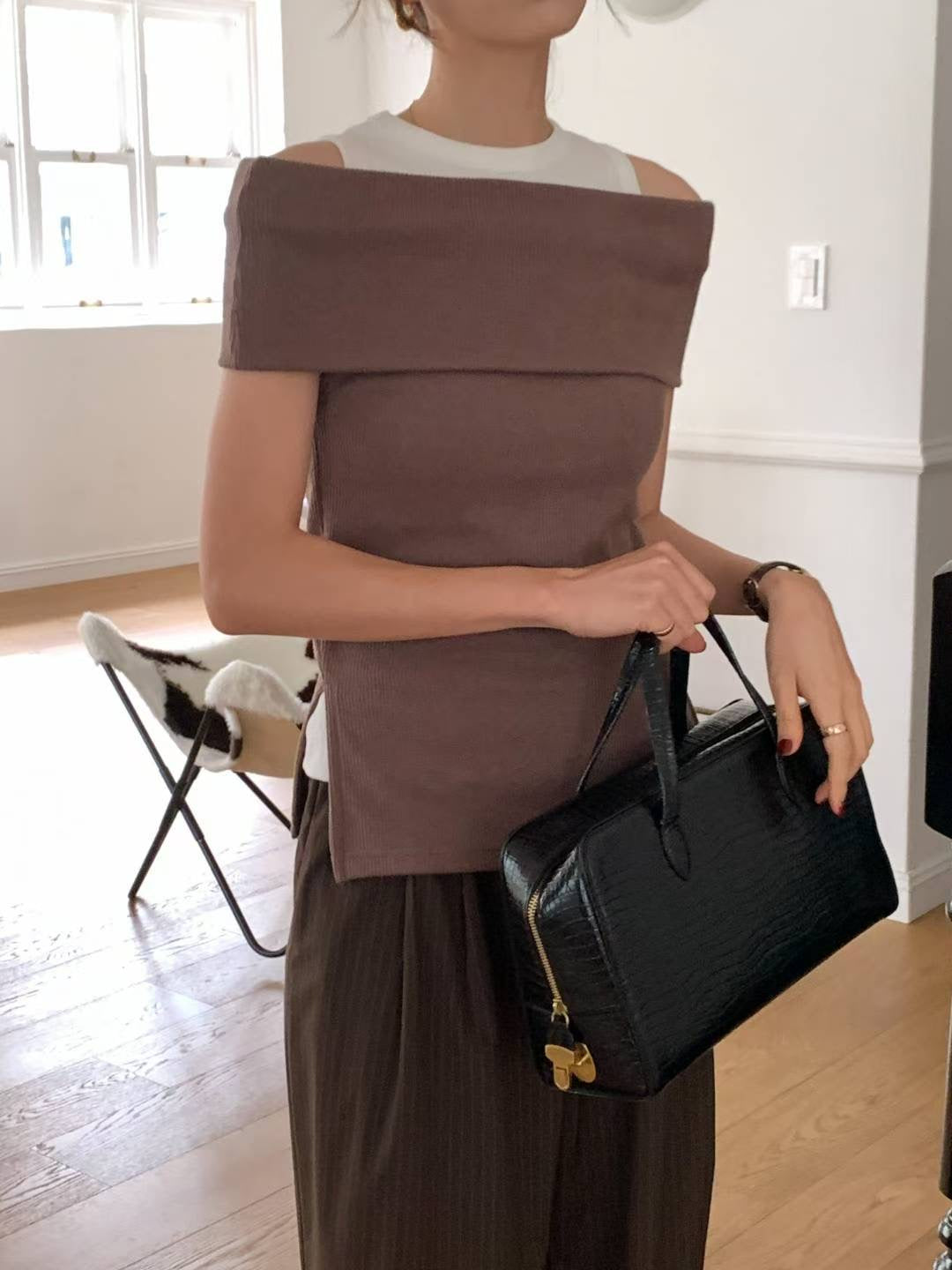 (Premium) Off-Shoulder Fit-Cut Top