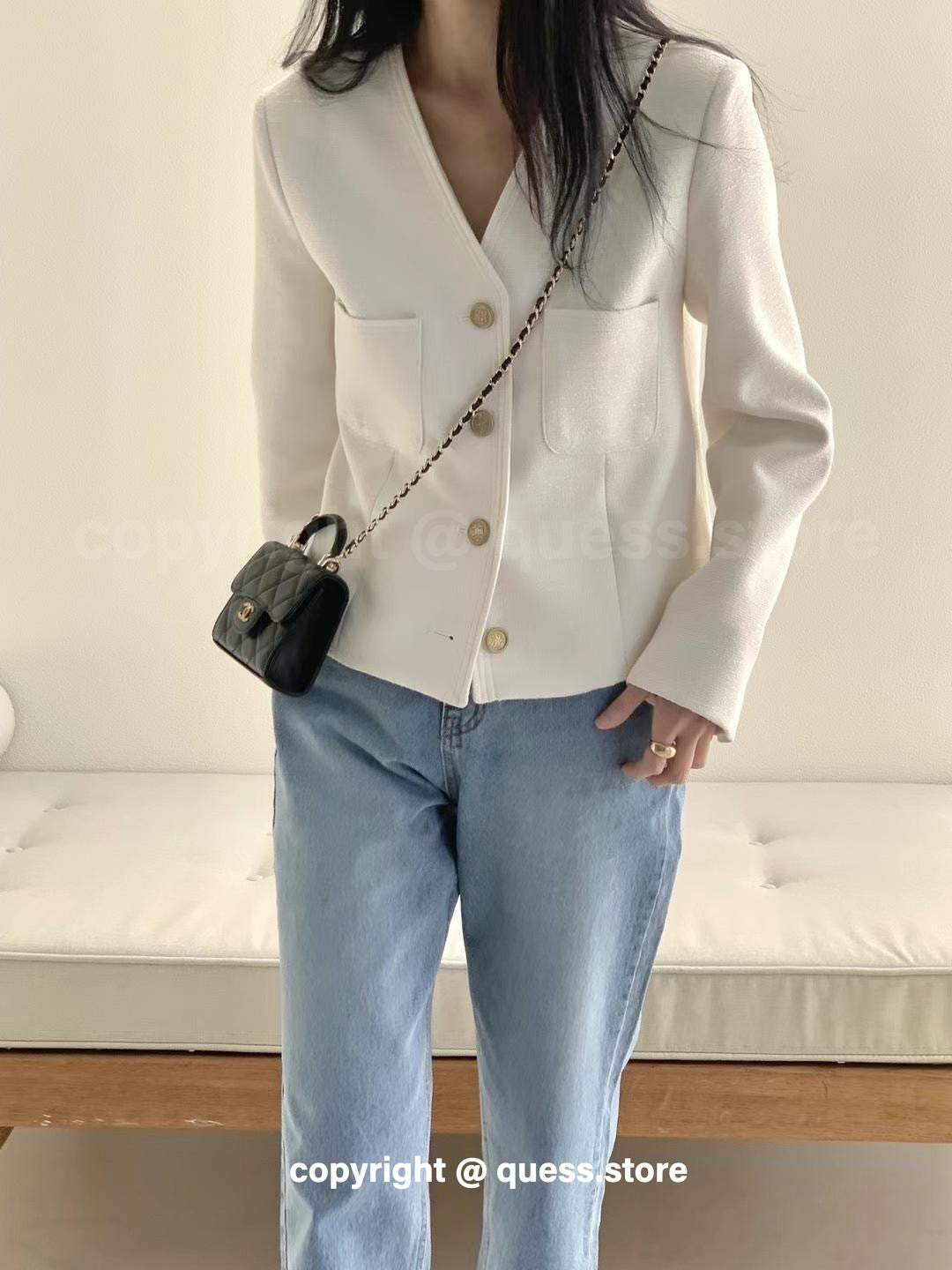 (PREMIUM) V-neck Gold Buttons Blazer