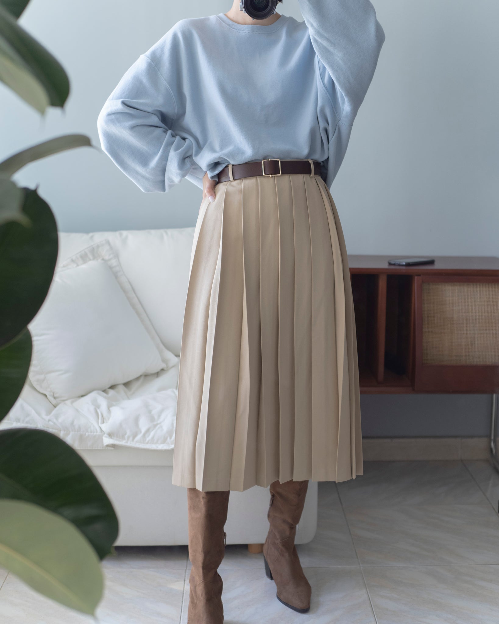 Pleated Skirt w/ Cow Leather Belt
